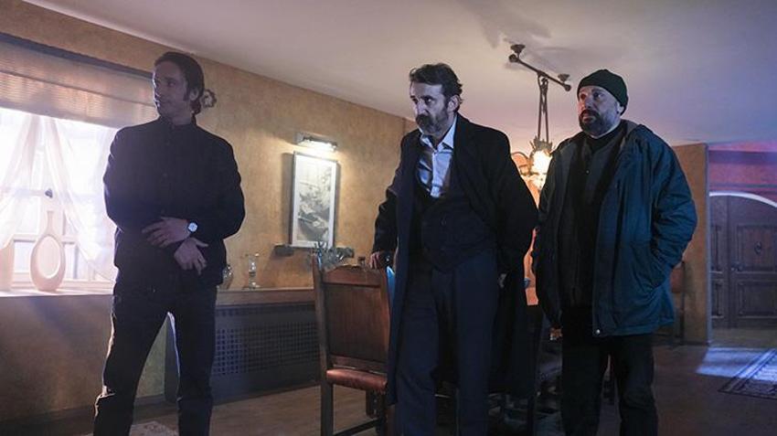 Eşref Rüya’nın kabına sığmayan karakteri: İzleyici 'Deli Gürdal'ı çok sevdi! Gürdal fenomen olma yolunda