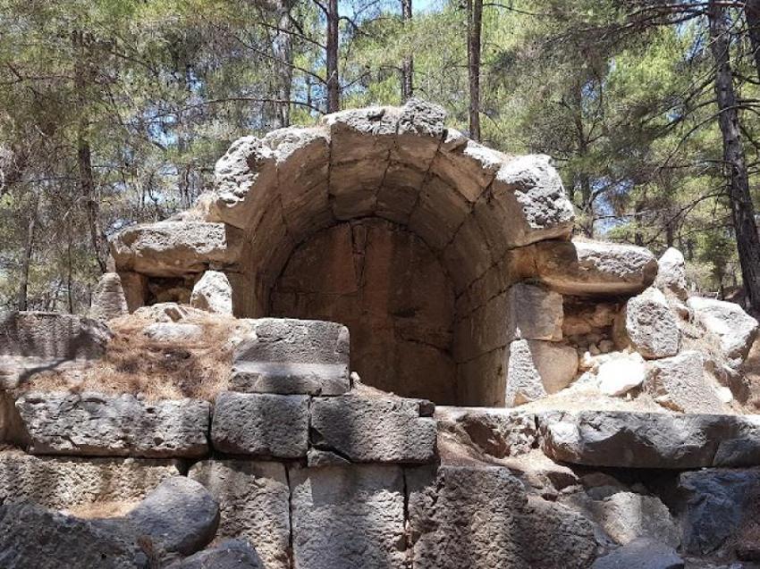 Antik Çağ'da acımasız dövüşlerin yapıldığı bölge Fethiye'de bulundu! 'Rakipler burada ölümüne dövüştü'
