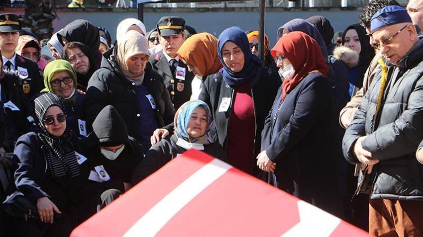 Gönüllü olarak Pençe-Kilit operasyonuna katılıp şehit olan doktorun zorlu hayat hikayesi! 'Anne ölürsem şehit olurum'