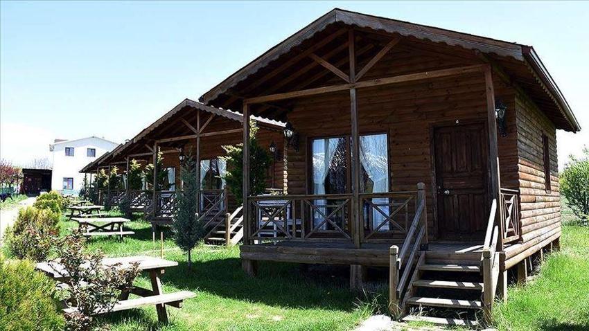 Bungalovda gizli kamera skandalı! Sapanca'da telaş başladı, polis belgelere tek tek el koydu: Yatak odası ve jakuzinin tamamı görünüyor