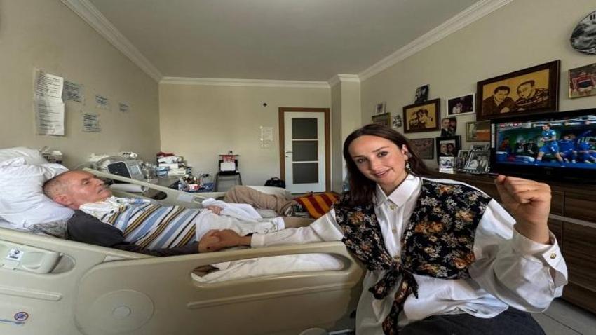 Türk futbolunun "10 numarası" ALS ile mücadelesini kızıyla sürdürüyor