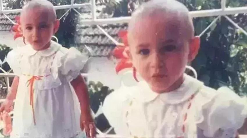 Fotoğraftaki çocuğun şimdi milyonlarca hayranı var! Rekor kıran dizinin başrolünü oynuyor
