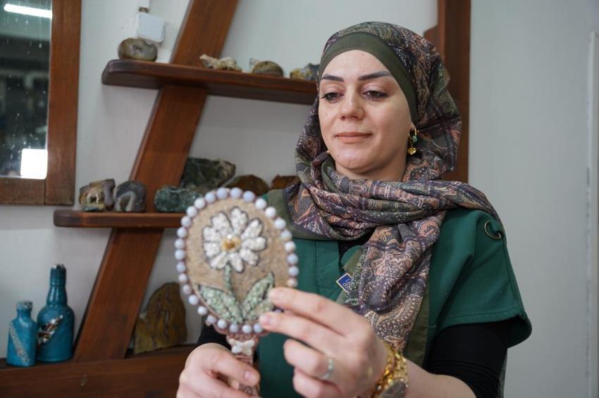 Taşlara ruh veriyorlar: Yarı değerli taşlar Tokatlı kadınların elinde altına dönüşüyor