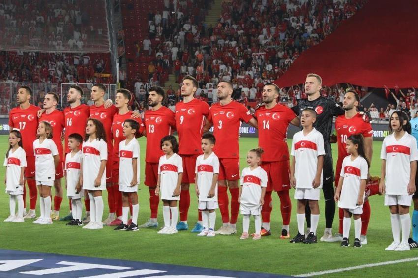 Vincenzo Montella haberi ortalığı karıştıracak! A Milli Takım'dan ayrılıyor mu? İtalyanlar açıkladı