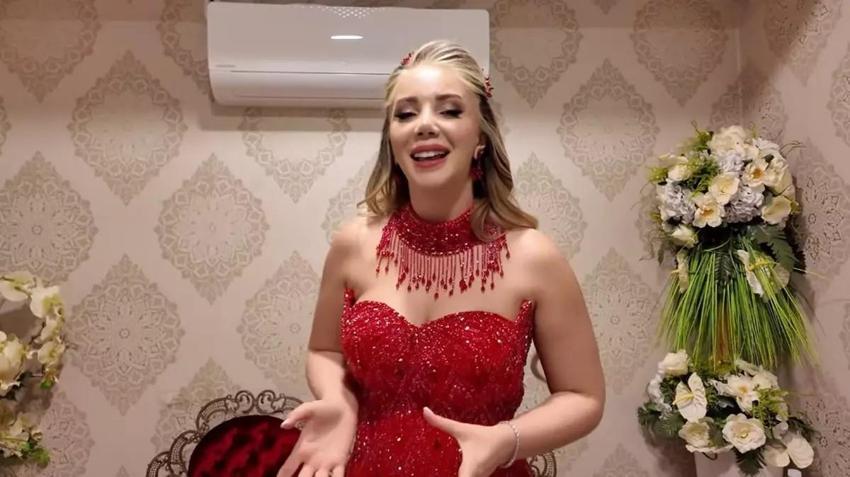 İbrahim Tatlıses geline takılan altınlara şaştı! Ünlü fenomen evlendi