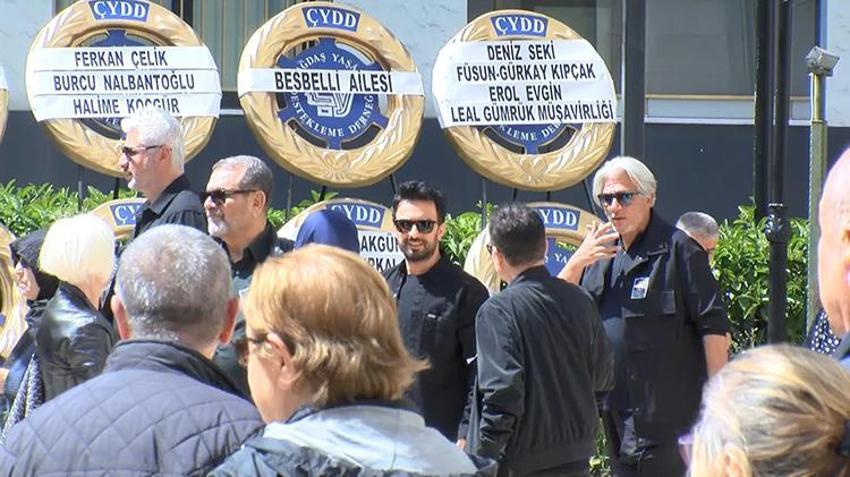 Kalp krizi nedeniyle hayatını kaybetmişti! Tarkan'ın annesi Neşe Tevetoğlu son yolculuğuna uğurlanıyor