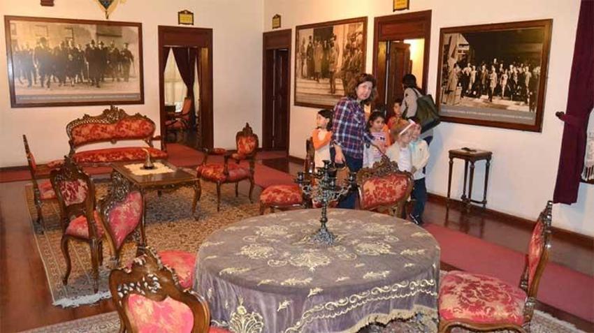 Atatürk'ün 'Kırk asırlık Türk yurdu' sözü Adana'da bu evde yaşıyor!