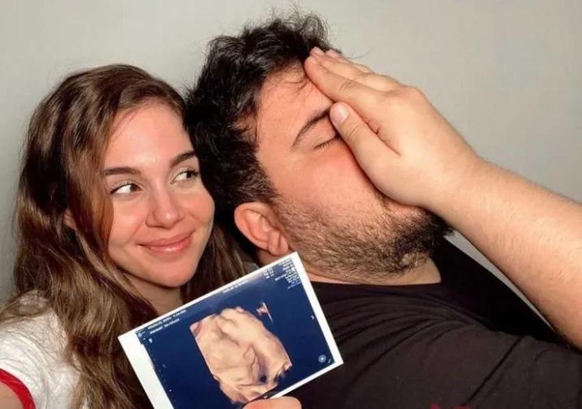 Kuzey ve Mete'ye kardeş mi geliyor? Berfu - Eser Yenenler çiftinden sürpriz bebek açıklaması