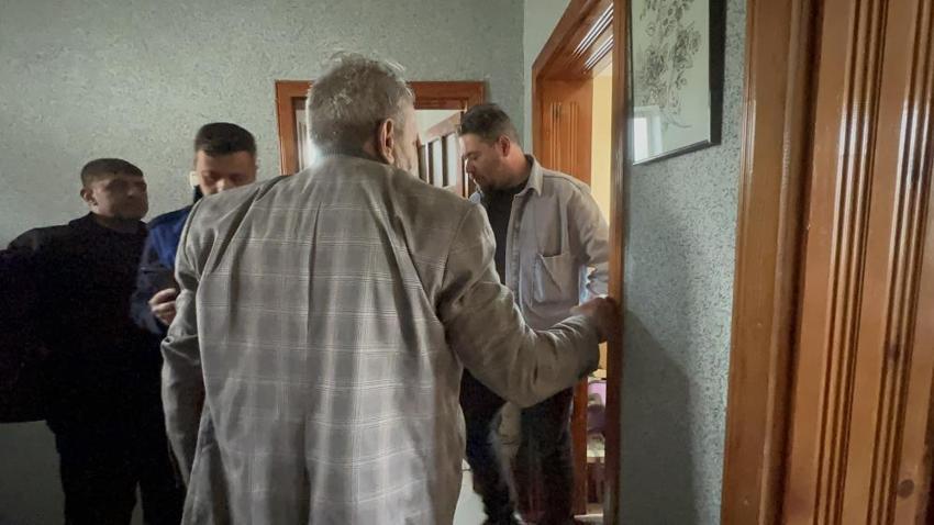 Elazığ'da çöp ev alarmı! İhbarı yapılan adres emekli pilota ait çıktı