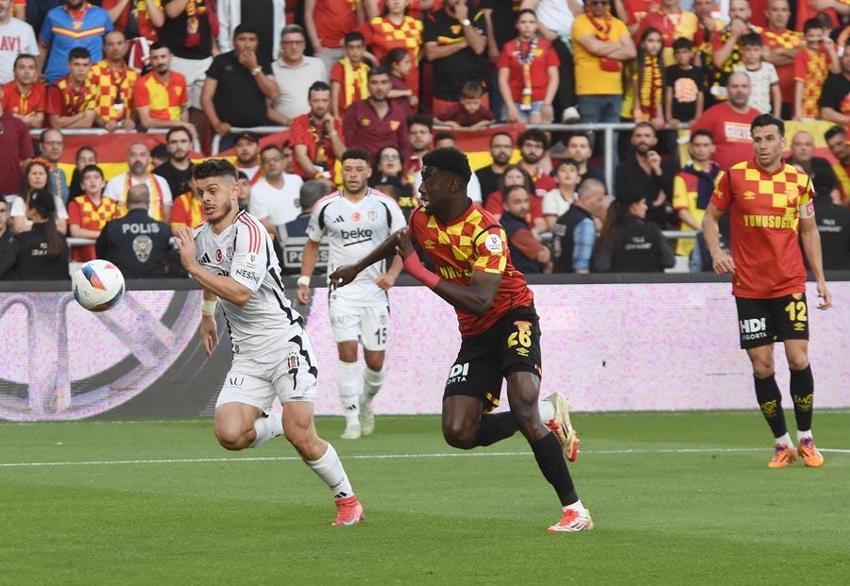 Göztepe Beşiktaş: 1-1!Kara Kartal attı kaçamadı