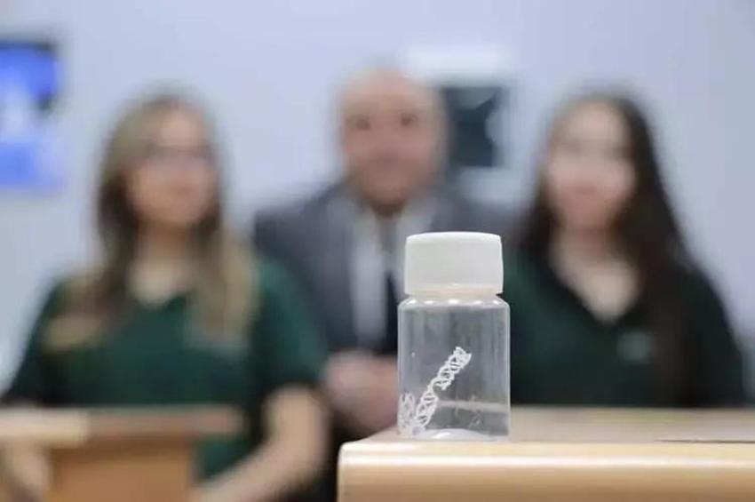 Annesi kalp krizi geçirdi! Arkadaşıyla birlikte TÜBİTAK'ta birinci olan proje geliştirdi