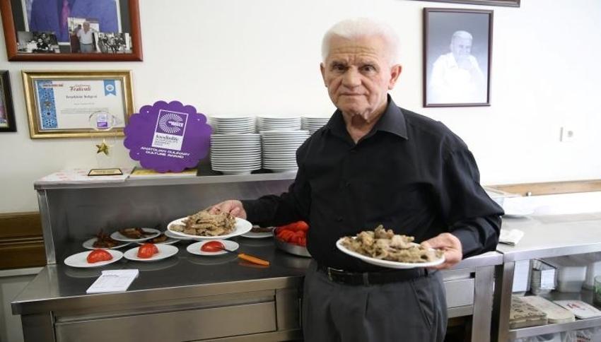 Edirneli 76 yaşındaki tava ciğer ustası "Anadolu Mutfak Kültürü" ödülüne layık görüldü