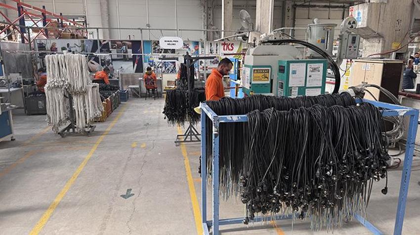 3 kişilik atölyeden 400 çalışanlı fabrikaya! Gurbette kazandı, memleketine yatırım yaptı: 'Eve' geri döndü, 6 kıtada 56 ülkeye ihracat yapıyor