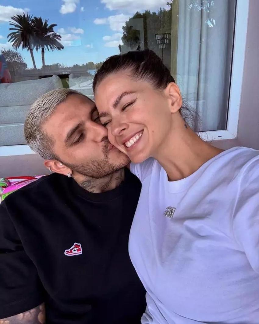 Icardi Wanda ile verdiği pozu bu kez sevgilisi China Suarez ile verdi!