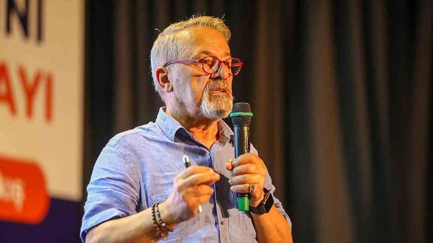 8 deprem peşpeşe oldu! Prof. Dr. Naci Görür'den flaş açıklamayı yaptı: Büyüklük bekleniyor