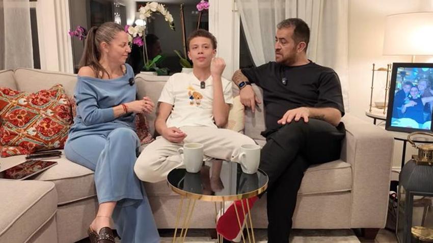 Defne Joy Foster'ın oğluna sorulan sorular tepki çekti! Ebru Polat sessiz kalamadı