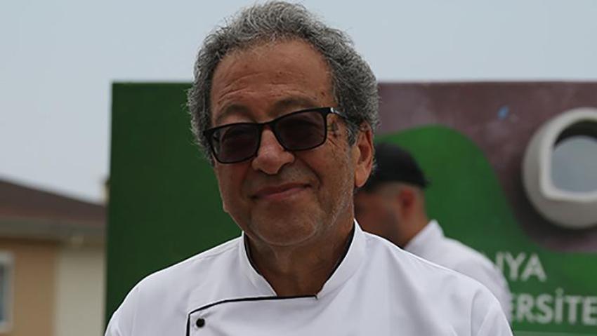 Alanya'nın meşhur meyvesinden kebap yaptılar! Turistler akın ediyor, vitamin ve lif deposu