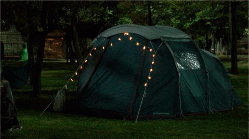 Çadırlarda ikinci gün: Deprem çabuk bitsin evimize gidelim