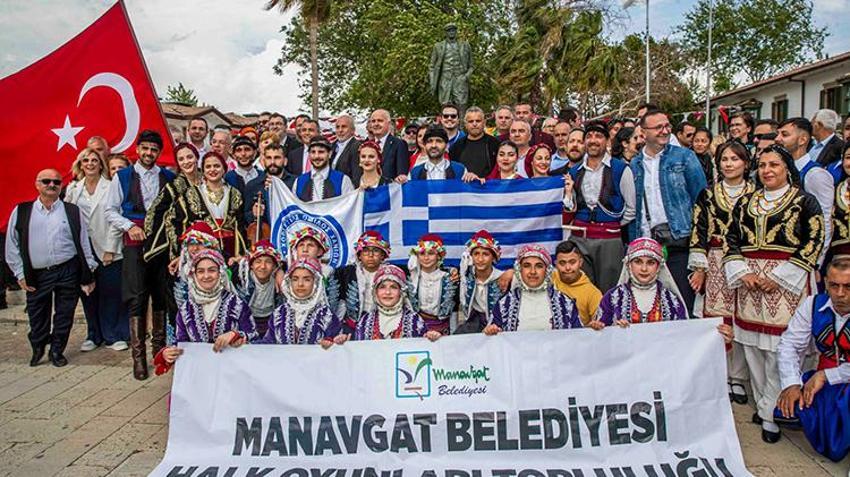 İlk kez Antalya'da düzenlendi! Apollon'un gölgesinde kültür, lezzet ve dostluk bir arada