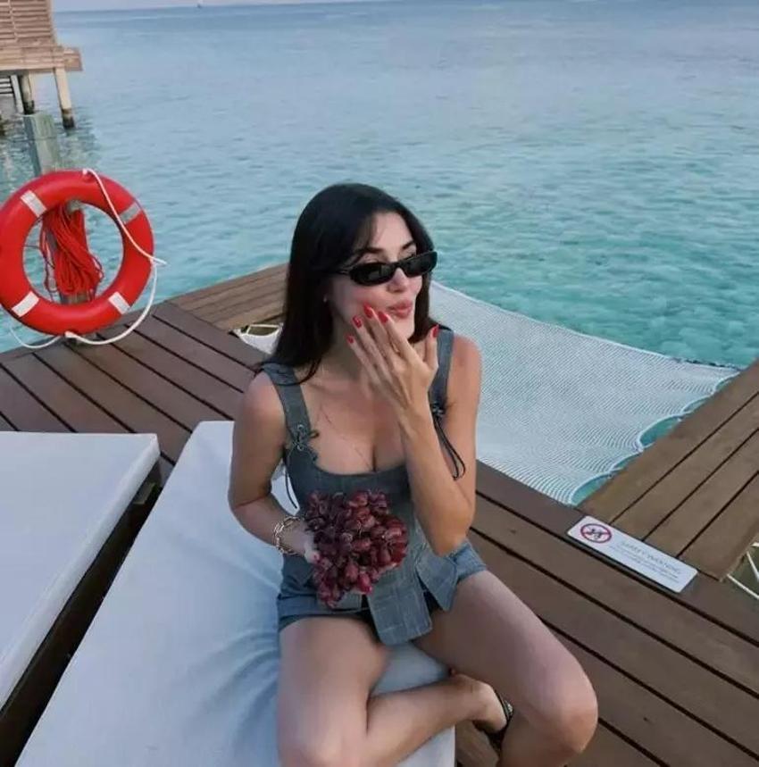 Maldivler ve İtalya'dan ayrı paylaştılar! Hande Erçel ve Hakan Sabancı ayrıldı mı?