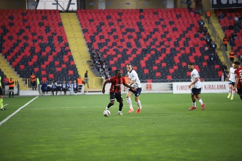 Gaziantep Fenerbahçe maçı: 1-3! Kanarya'dan müthiş geri dönüş