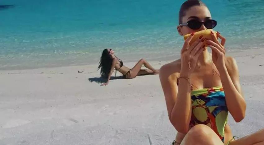 Hande Erçel'den yaz modası! Sezonu bu fotoğrafla açtı