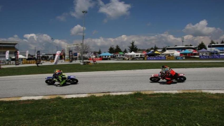 Süpermotoda yılın ilk mücadelesi başladı!
