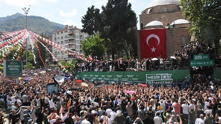 Herkes avucunu o ise şemsiyesini açtı! Vatandaş şifalı ürün için kapıştı