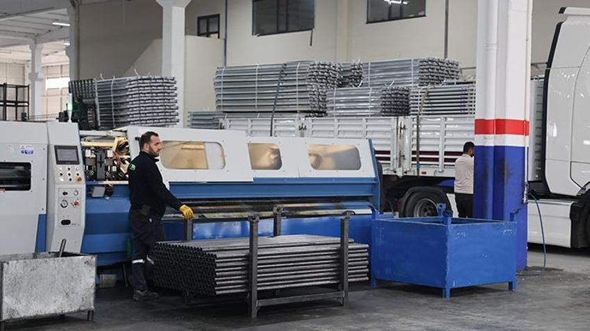 İstanbul'un kalabalığını sevmedi, memleketine dönüp fabrika açtı! Şimdi 10 ülkeye ürünlerini satıyor
