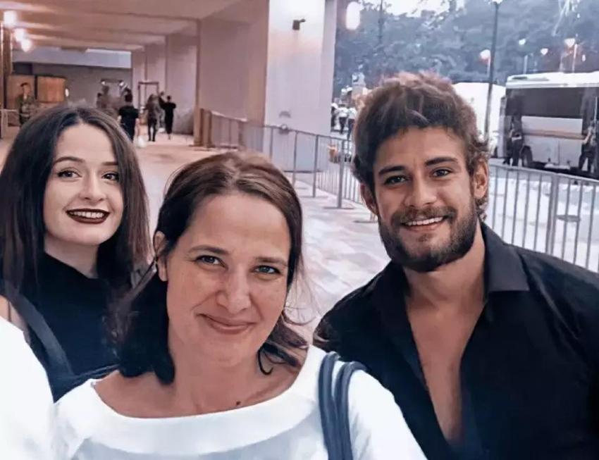 Survivor Batuhan'ın annesi mesaj gönderdi, Acun Ilıcalı o soruyu Batuhan'a sordu! 