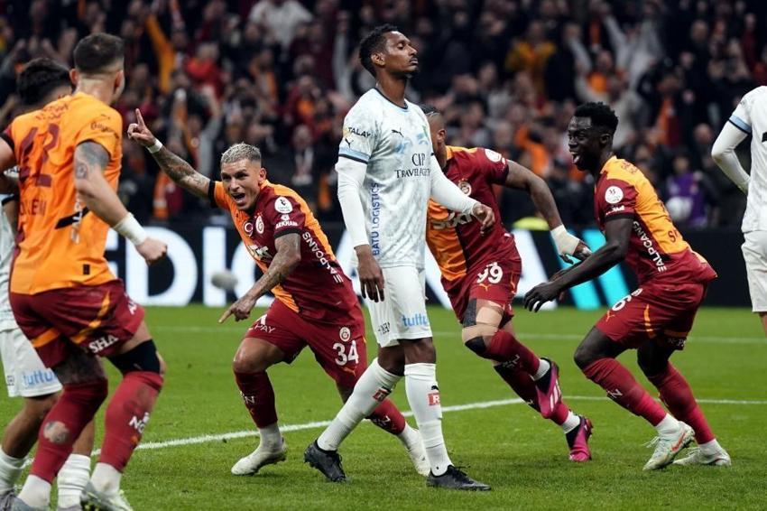 Galatasaray'da her şeyi alt üst etti! 8 milyon euroluk fiyasko, Okan Buruk patladı, yıldız ismin biletini kesti