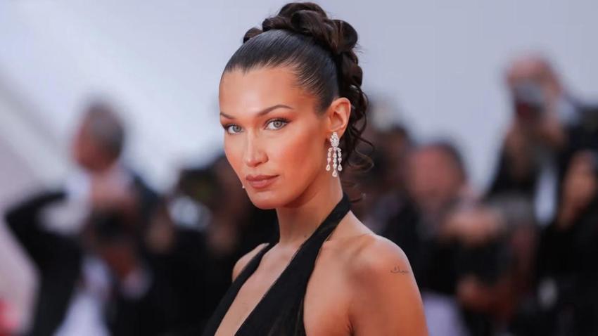 Bella Hadid'in duygusal anları! Filistinli hayranını teselli etti