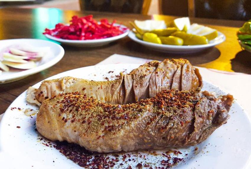 Tadına bakan bu lezzeti unutmuyor! Adanalılar severek tüketiyor: Akşam ve gece atıştırmalığının vazgeçilmezi oldu