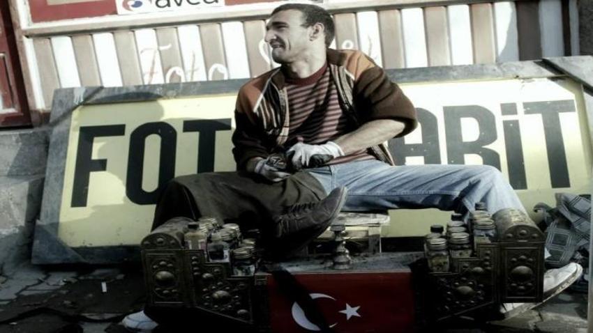 Adana'da çalışma ve yaşam azmi örnek oldu, başkan ona iş yeri yaptırdı