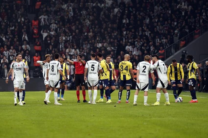 Fenerbahçe'de Beşiktaş derbisi öncesi alarm! Mourinho sıkıntı yaşayabilir, Saint Maximin, Amrabat'tan kötü haber