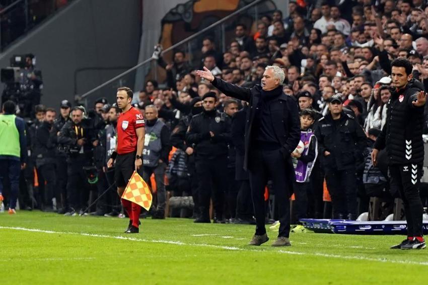Fenerbahçe'de Beşiktaş derbisi öncesi alarm! Mourinho sıkıntı yaşayabilir, Saint Maximin, Amrabat'tan kötü haber