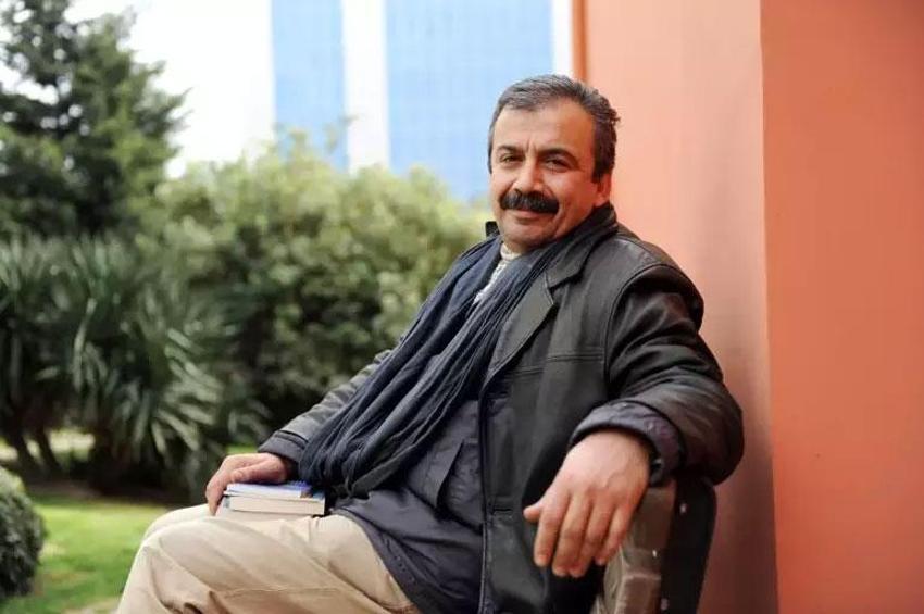Sırrı Süreyya Önder hayatını kaybetti! Gençliğinde çıraklık da yaptı kamyon şoförlüğü de, işte hayat hikayesi...