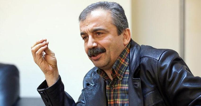 Sırrı Süreyya Önder hayatını kaybetti! Gençliğinde çıraklık da yaptı kamyon şoförlüğü de, işte hayat hikayesi...