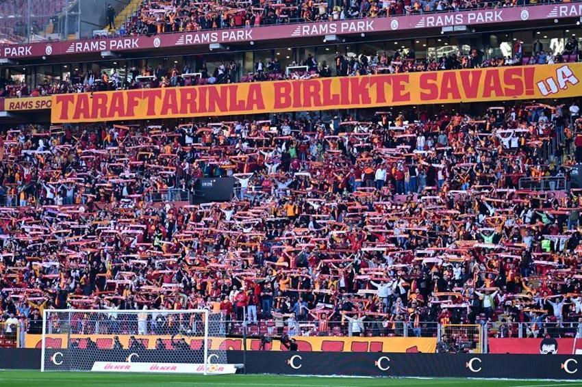 Galatasaray Sivasspor maçında gol yağmuru! Aslan'a 3 puan için 45 dakika yetti