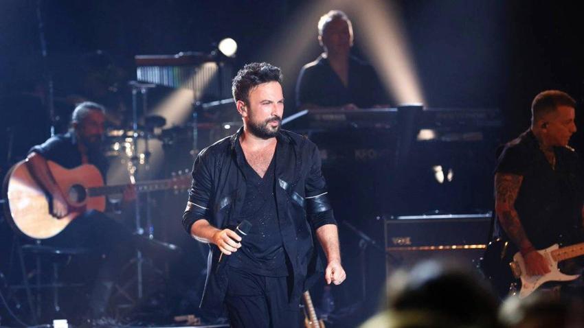 Tarkan'dan konser paylaşımı geld! Annesinin ölümüyle yıkılmıştı