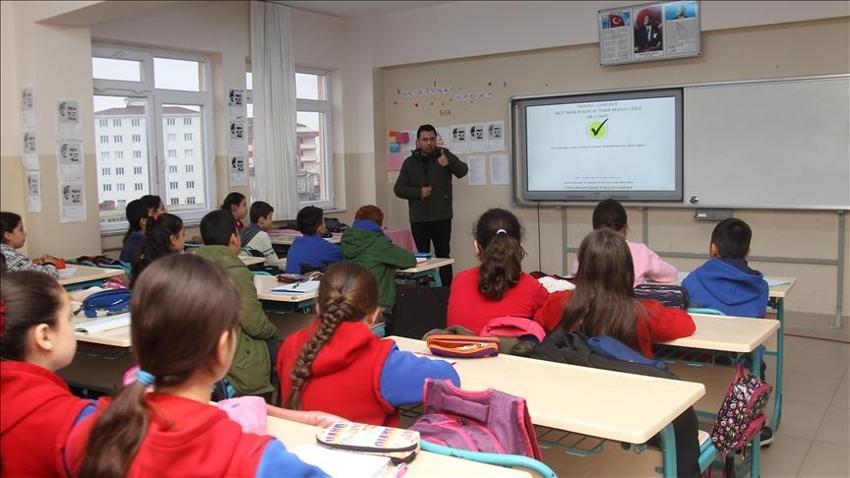 Öğretmen atamalarında yeni dönem 1 Eylül'de başlıyor! KPSS ve sözlü mülakat kaldırılıyor