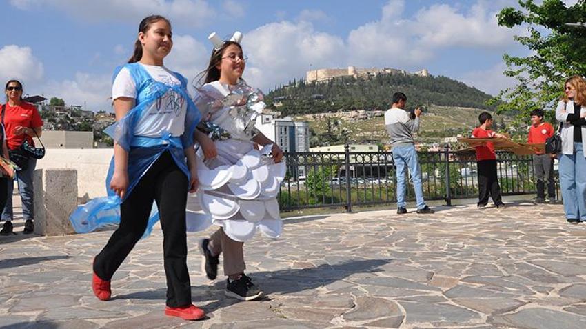 Dünyanın en duyarlı defilesi Mersin'de yapıldı! Avrupa'dan bile katıldılar