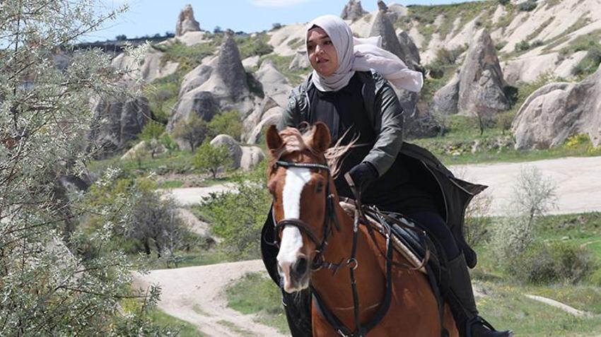 Almanya'da yaşayan kadın yapılamaz denileni yapıyor! İki ayda bir sadece onun için geliyor