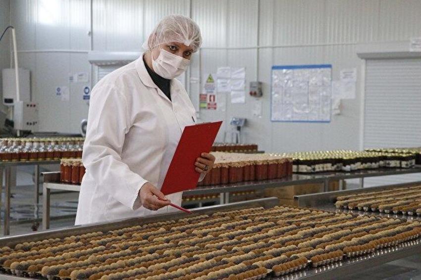 Glütensiz tatlı üretti, ABD'de 15 gün içinde tüketildi! Çanakkaleli iş kadını fabrika kurdu, dünyaya satıyor