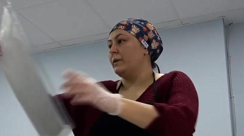 İsveç'te ücretsiz öğrendi, Diyarbakır' da para basıyor: Bu işi yapan tek kadın...