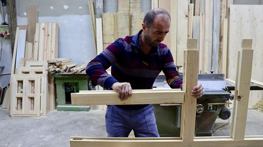 Artvin'den Bursa'ya göç ettikten sonra hayatları değişti! Babasının yolundan giderek tarihi ayakta tutuyor