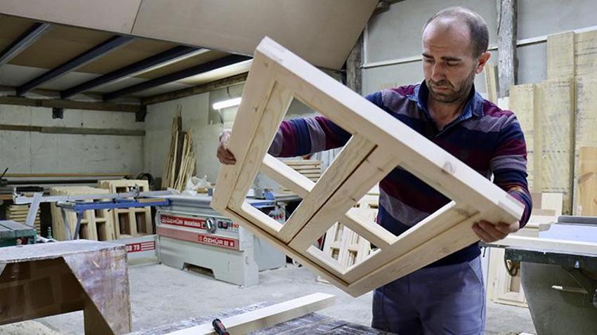 Artvin'den Bursa'ya göç ettikten sonra hayatları değişti! Babasının yolundan giderek tarihi ayakta tutuyor