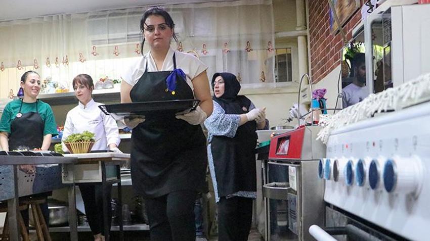 Diyarbakır'ın pizzası işte böyle olur! Kenger pizzaya da girdi