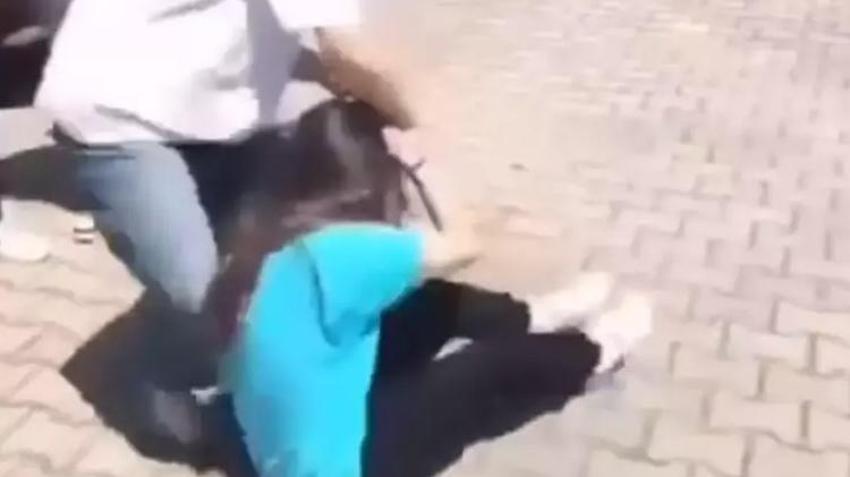 Önce Sivas sonra Bursa! 7 liseli kızın görüntülerini Türkiye konuşuyor, ailesine itiraf edince iğrençlik ortaya çıktı