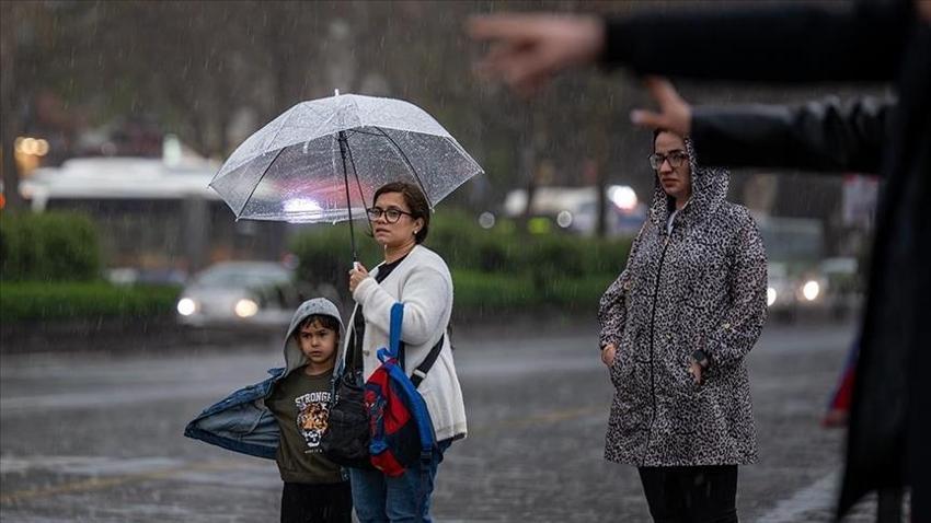 Hafta sonu planı yapanlar dikkat! Meteorolojiden yeni açıklama, yağışlı hava geri geliyor, sıcaklıklar düşüyor